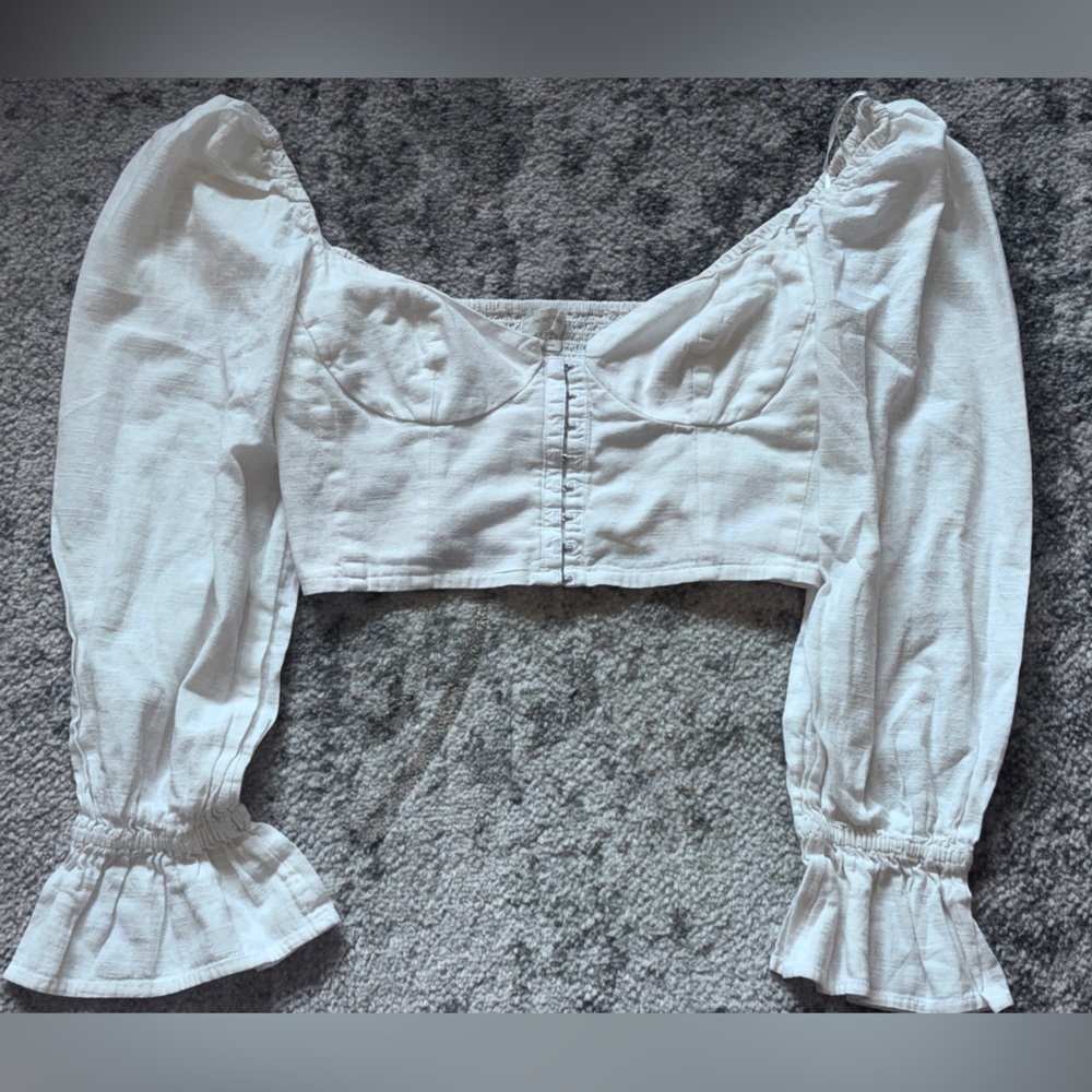 NWT urban outfitters 100% cotton long sleeve white blouse Size: Large - Picture 2 of 5